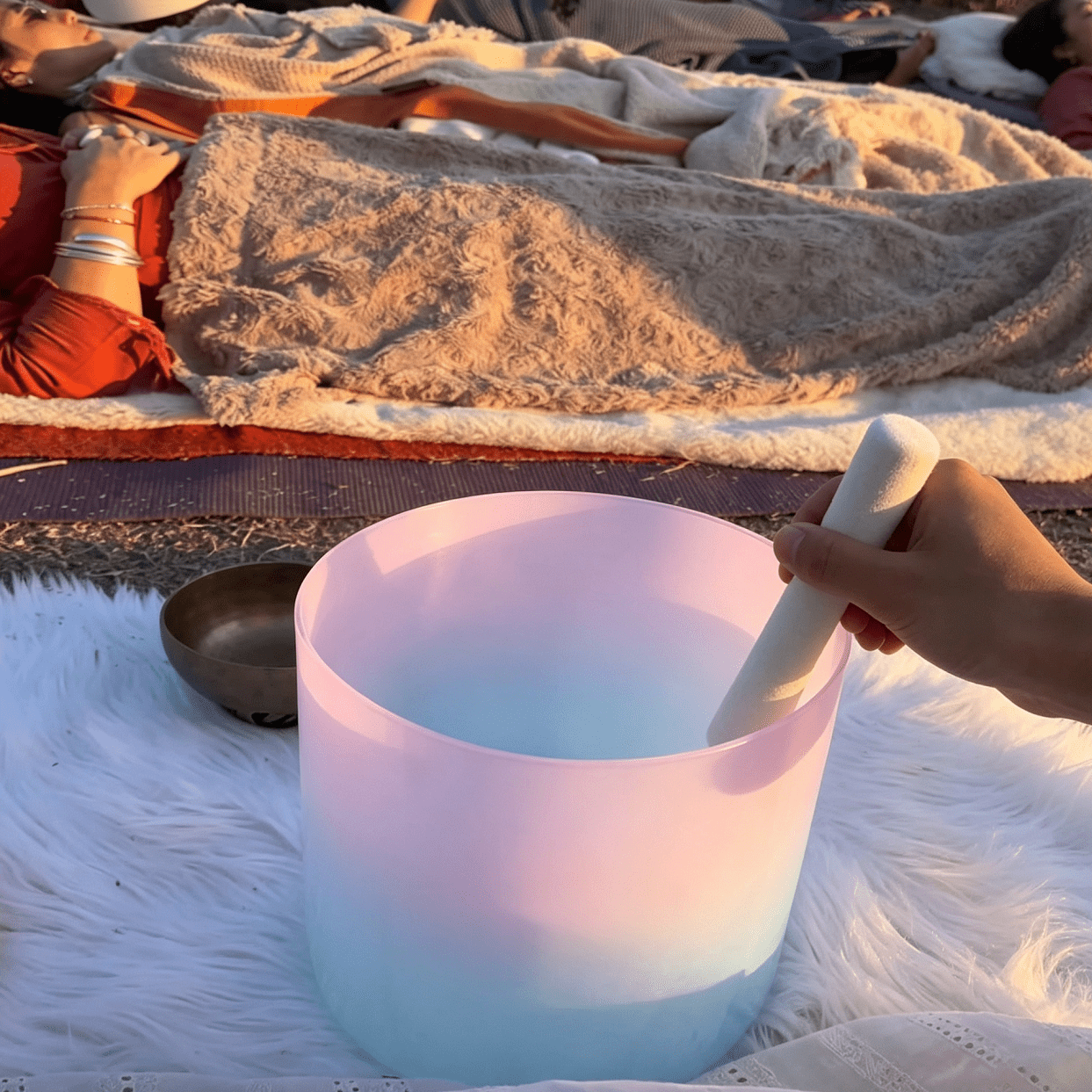 dreamy iridescent crystal singing bowl (复制) dreamy iridescent crystal singing bowl (复制)